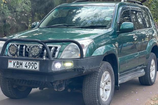 Toyota Land Cruiser Prado 2005 Green