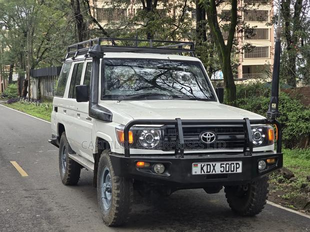 Toyota Land Cruiser 76 Series 2012 Gold