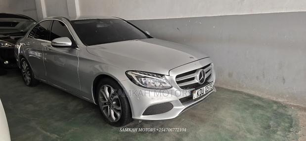 Mercedes-Benz C200 2019 Silver
