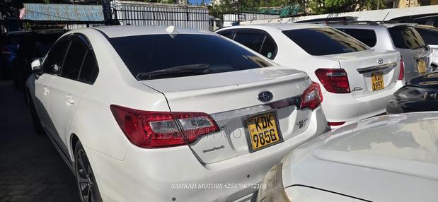 Subaru Legacy 2016 White