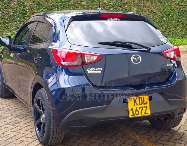 Mazda Demio 2016 Blue