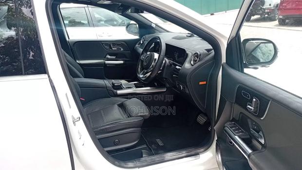 Mercedes-Benz B-Class 2019 White