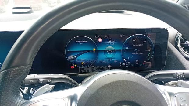 Mercedes-Benz B-Class 2019 White