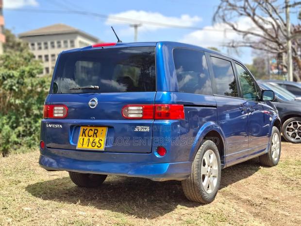 Nissan Lafesta 2011 Blue