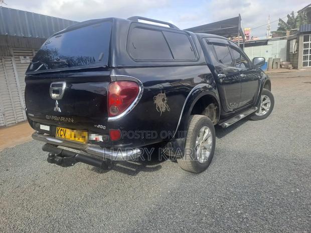 Mitsubishi L200 Double Cab 2.5 180hp 4WD 2014 Black