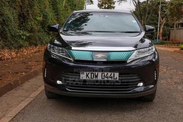 Toyota Harrier 2018 Black