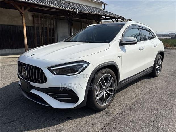Mercedes-Benz GLA 250 2021 White
