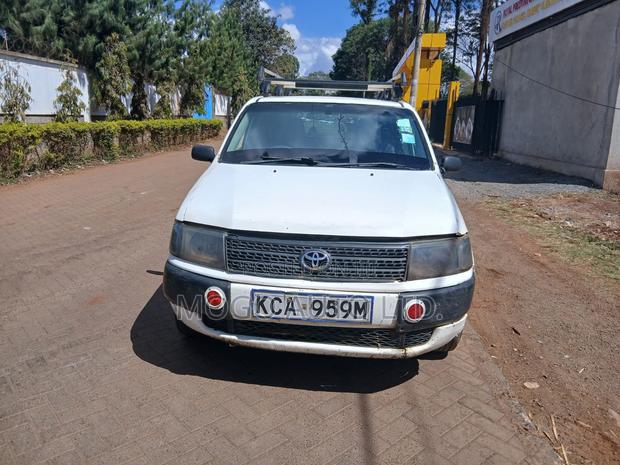 Toyota Probox 2007 White