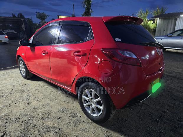 Mazda Demio 2011 Red