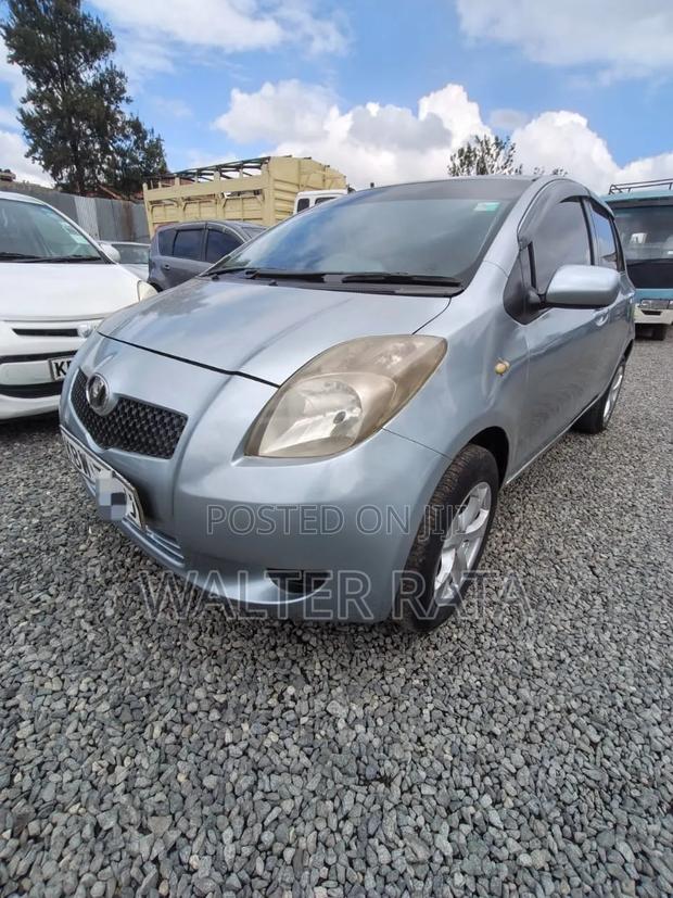 Toyota Vitz 1.3 AWD 5dr 2006 Gray