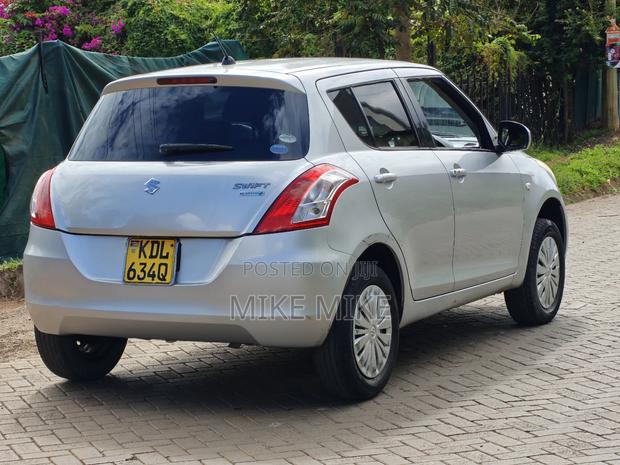 Suzuki Swift 2016 Silver