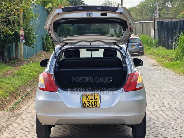 Suzuki Swift 2016 Silver