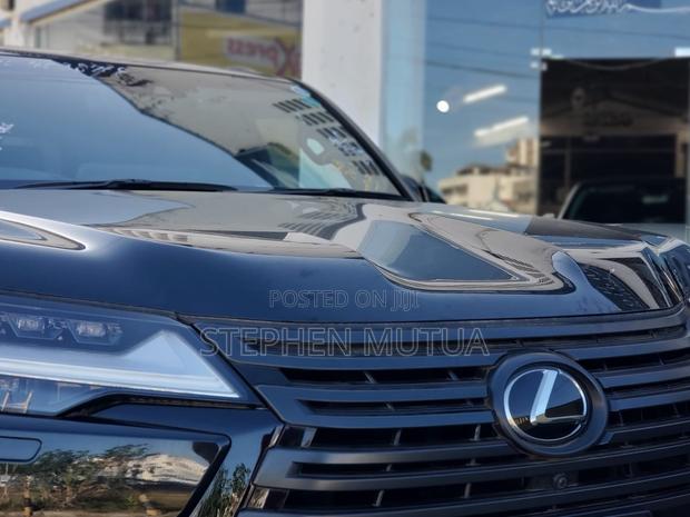 Lexus LX 600 2023 Black
