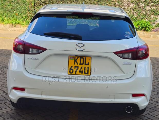 Mazda Axela 2016 White