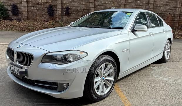 BMW 523i 2012 Silver