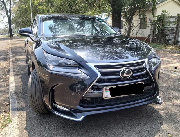 Lexus NX 200t FWD 2016 Black