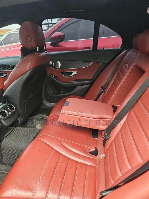 Mercedes-Benz C200 2018 Black