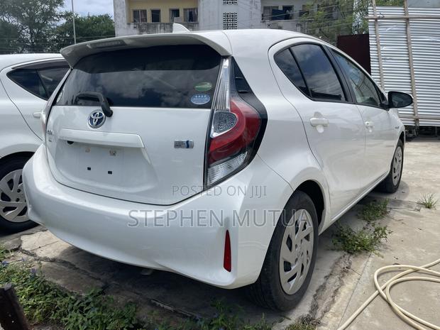Toyota Aqua 2019 White
