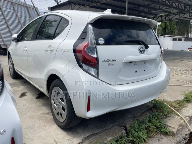 Toyota Aqua 2019 White