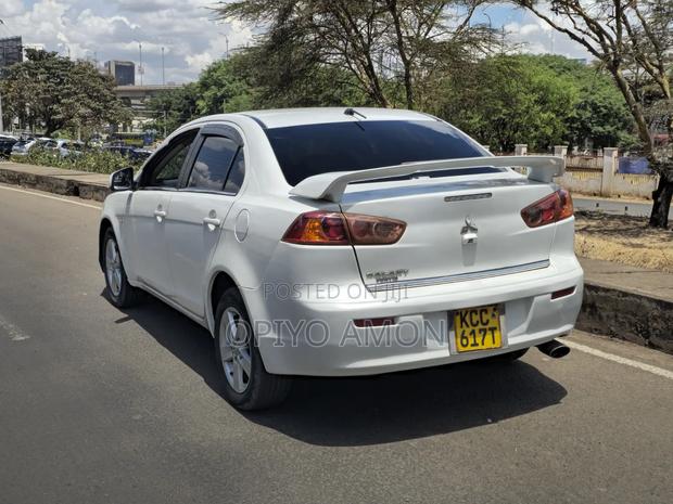 Mitsubishi Galant 2008 White