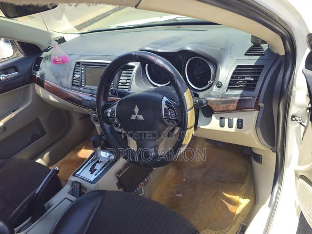 Mitsubishi Galant 2008 White