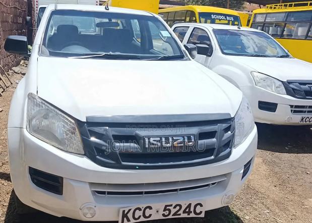 Isuzu D-MAX 2014 White