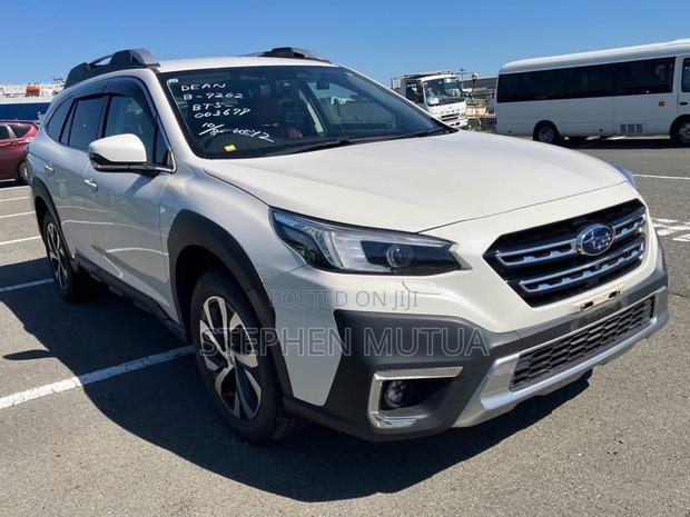 Subaru Outback Limited 2022 White
