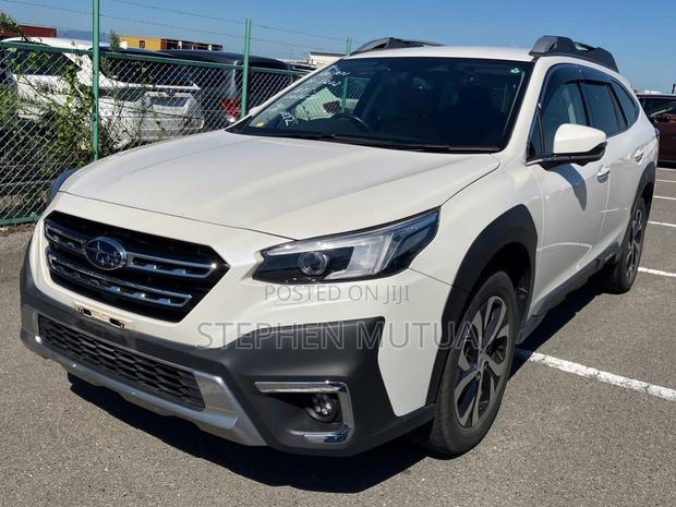 Subaru Outback Limited 2022 White