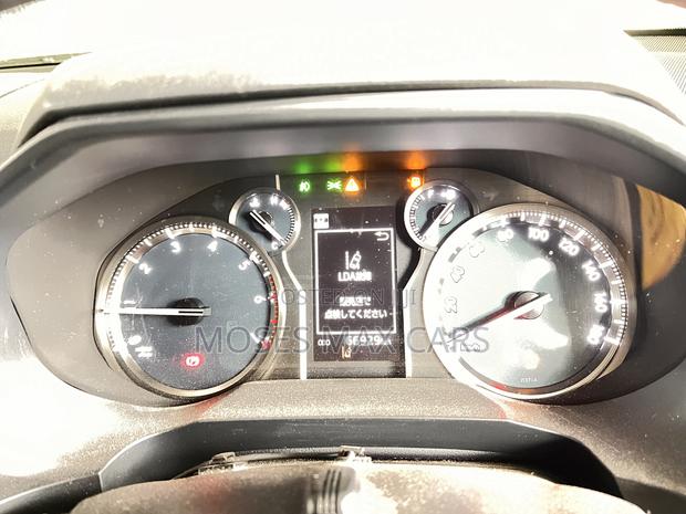 Toyota Land Cruiser Prado 2.7 2019 White