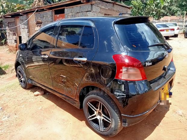 Toyota Vitz 2006 Black