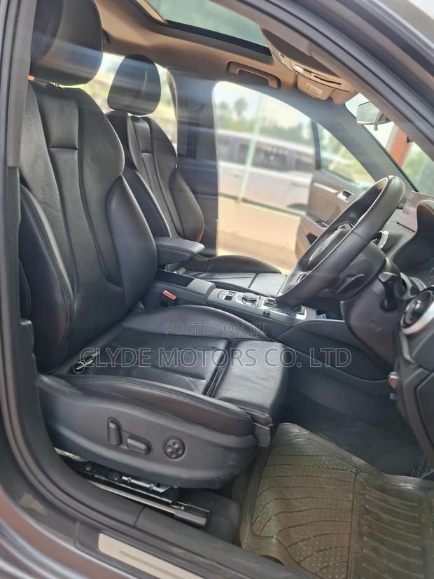 Audi Q3 2019 Gray