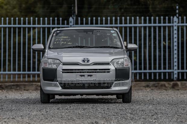 Toyota Probox 1.5 Hybrid F 2021 Silver