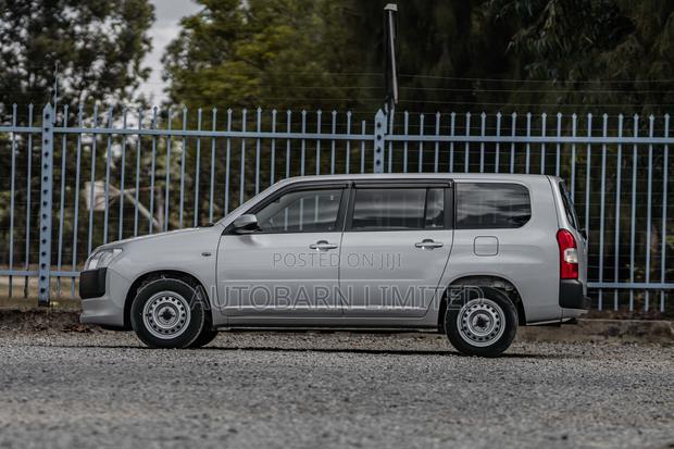 Toyota Probox 1.5 Hybrid F 2021 Silver