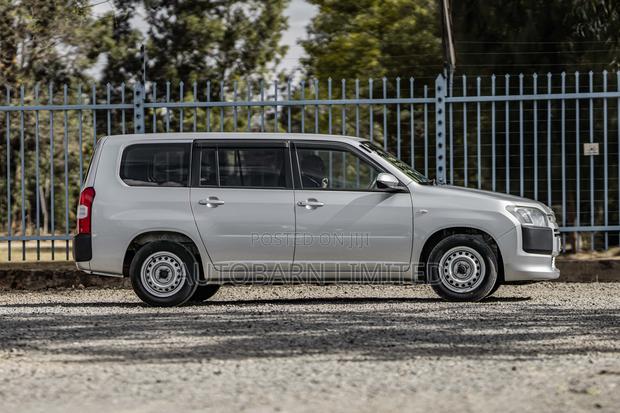 Toyota Probox 1.5 Hybrid F 2021 Silver