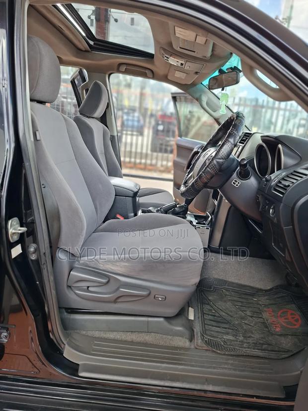 Toyota Land Cruiser Prado 2012 Black