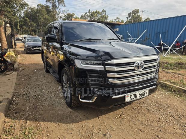 Toyota Land Cruiser 2008 Black