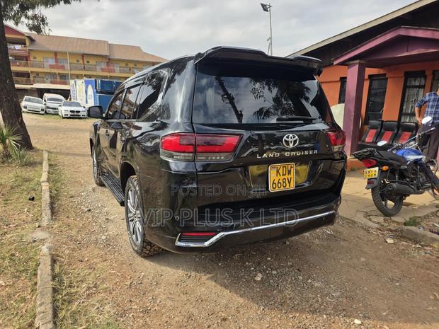 Toyota Land Cruiser 2008 Black