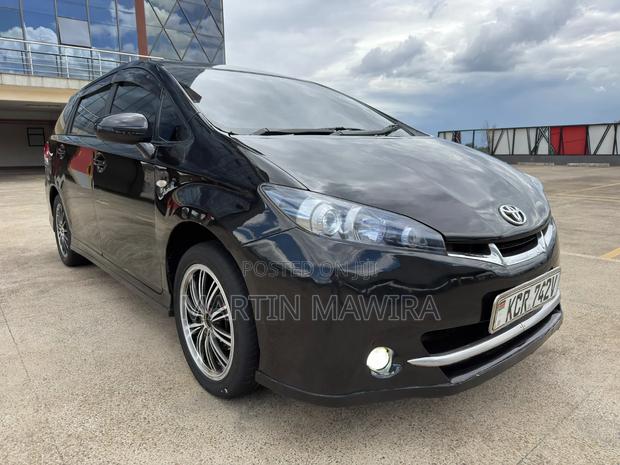 Toyota Wish 2011 Black