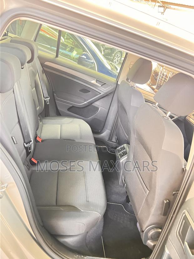 Volkswagen Golf 2019 Gray