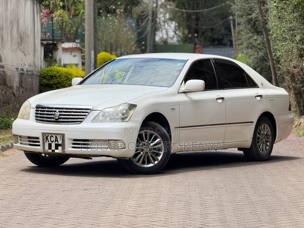 Toyota Crown 2007 Pearl