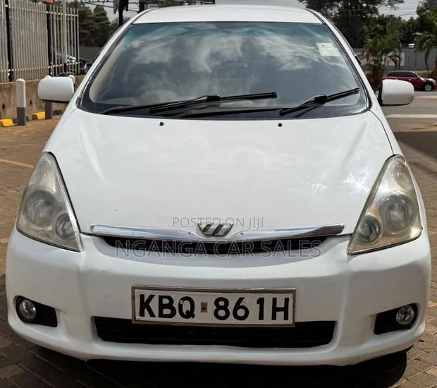 Toyota Wish 2005 White
