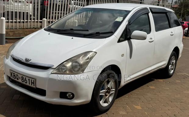 Toyota Wish 2005 White