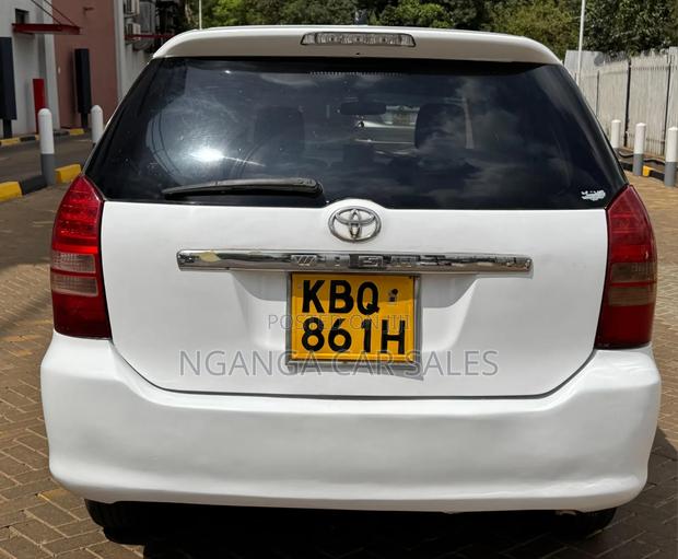 Toyota Wish 2005 White