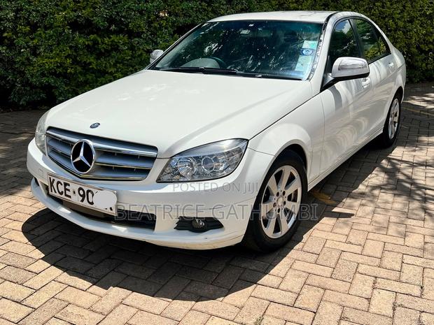 Mercedes-Benz C200 2008 White