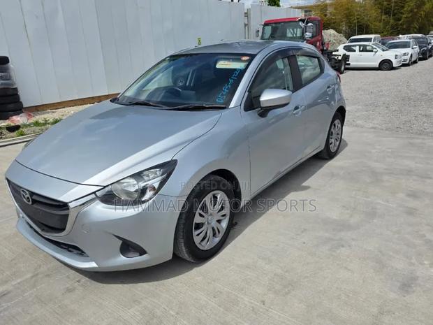 Mazda Demio 2019 Silver