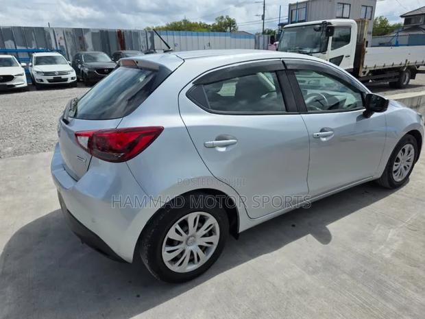 Mazda Demio 2019 Silver
