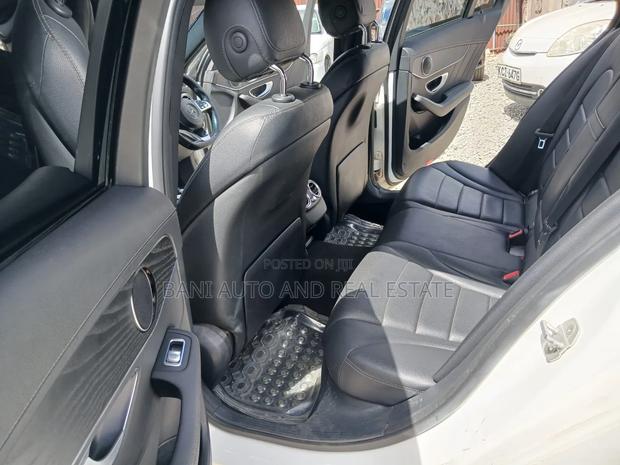 Mercedes-Benz C-Class 2014 White