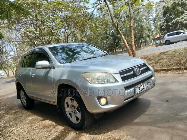 Toyota RAV4 2014 Silver