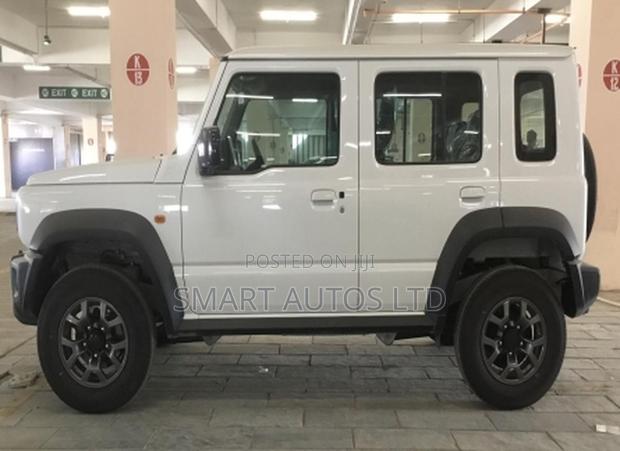 New Suzuki Jimny 2025 Off white