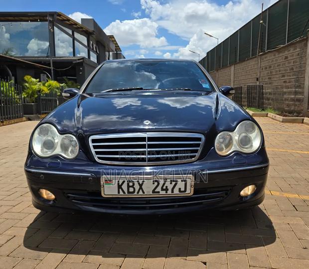 Mercedes-Benz C230 2006 Blue